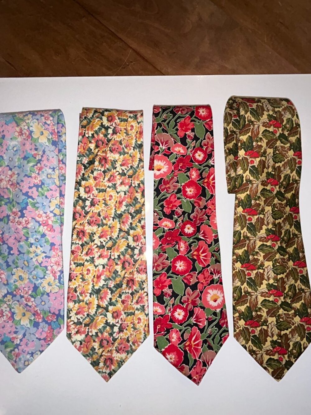 Liberty of London lot of 4 ties, floral cotton, silk woodland